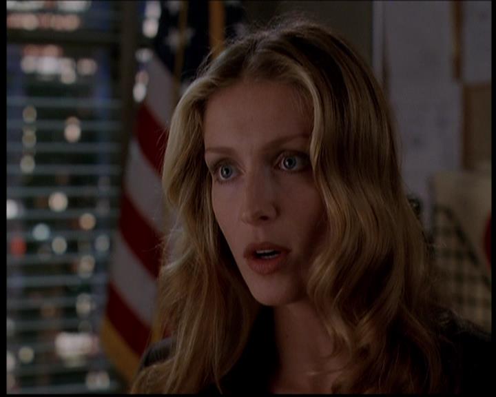 Charmed-Online-dot-722SomethingWiccaThisWayGoes0411.jpg