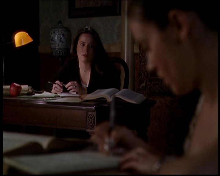 Charmed-Online-dot-722SomethingWiccaThisWayGoes0569.jpg