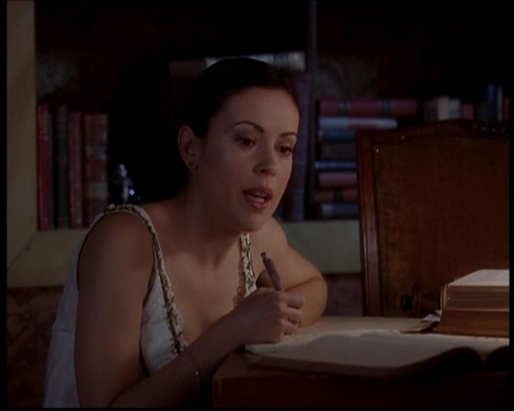 Charmed-Online-dot-722SomethingWiccaThisWayGoes0574.jpg