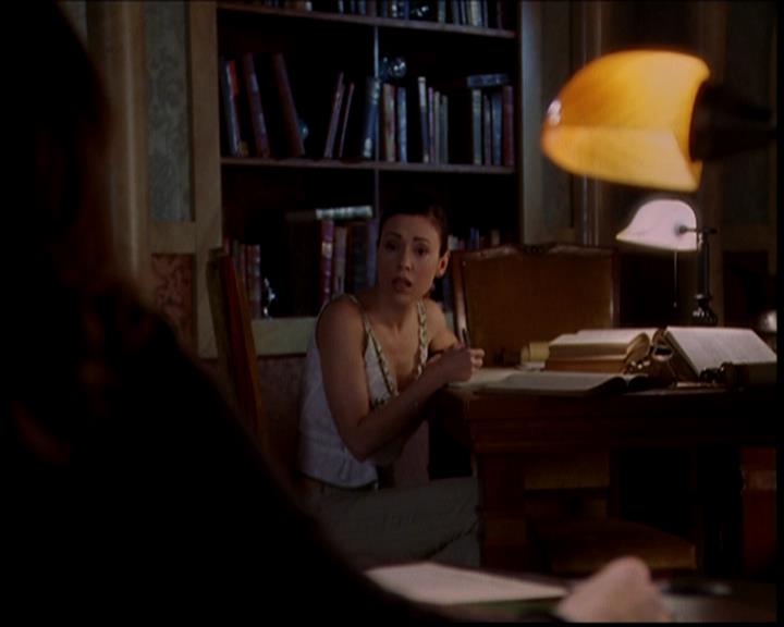 Charmed-Online-dot-722SomethingWiccaThisWayGoes0582.jpg