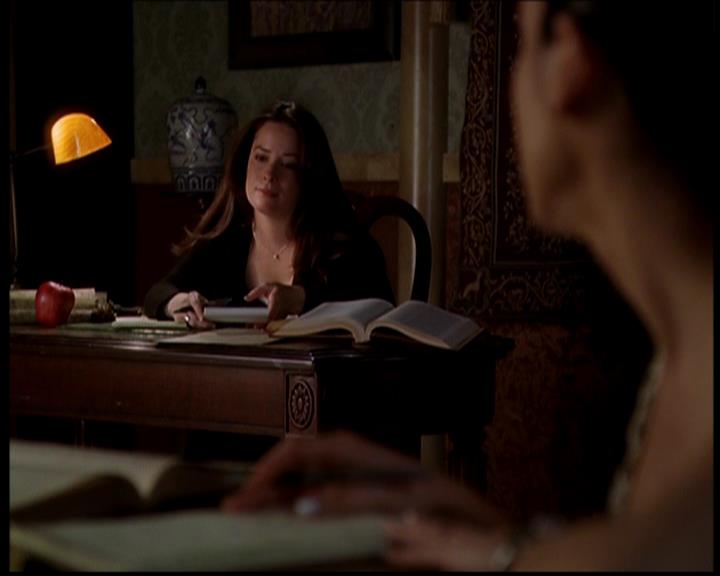 Charmed-Online-dot-722SomethingWiccaThisWayGoes0617.jpg