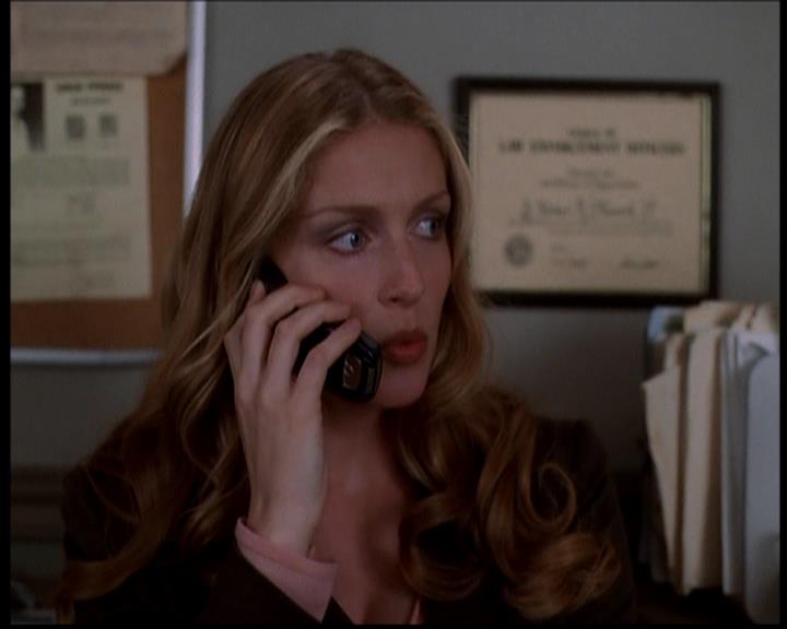 Charmed-Online-dot-722SomethingWiccaThisWayGoes0660.jpg