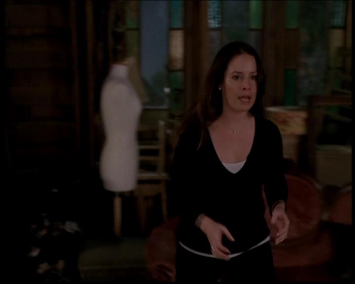 Charmed-Online-dot-722SomethingWiccaThisWayGoes0813.jpg