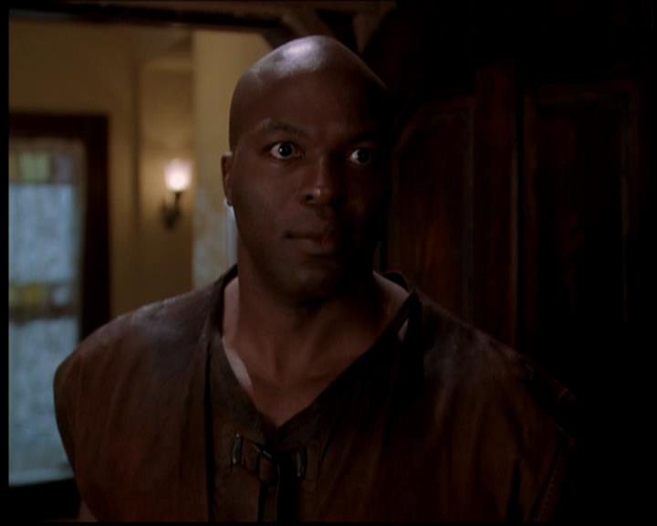 Charmed-Online-dot-722SomethingWiccaThisWayGoes0844.jpg