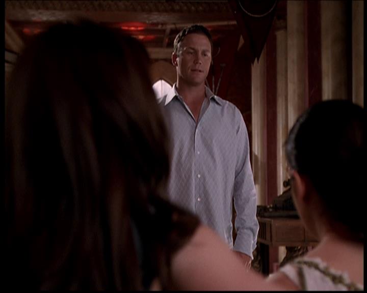 Charmed-Online-dot-722SomethingWiccaThisWayGoes0937.jpg