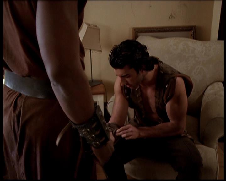 Charmed-Online-dot-722SomethingWiccaThisWayGoes0981.jpg