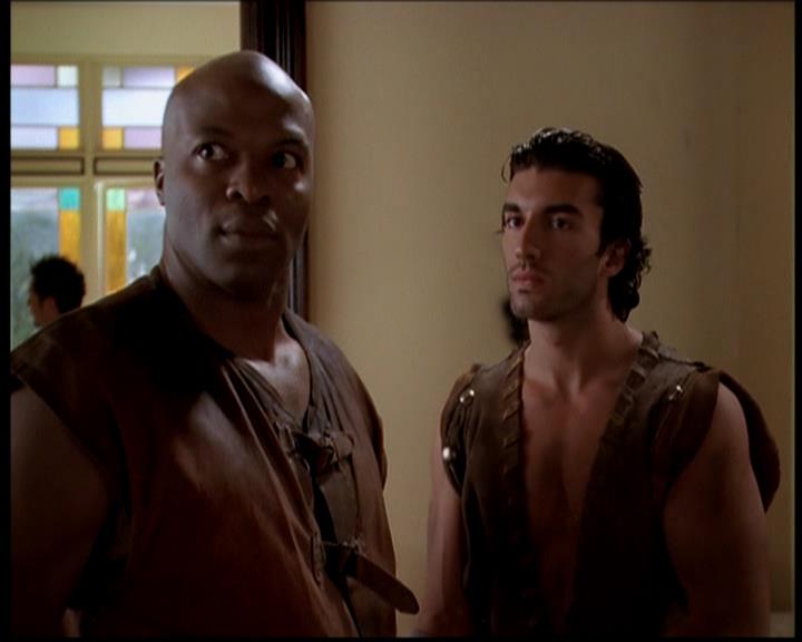 Charmed-Online-dot-722SomethingWiccaThisWayGoes1009.jpg