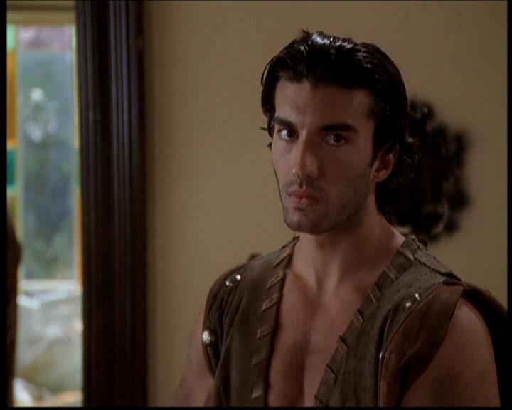 Charmed-Online-dot-722SomethingWiccaThisWayGoes1019.jpg