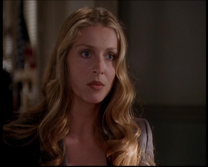 Charmed-Online-dot-722SomethingWiccaThisWayGoes1097.jpg