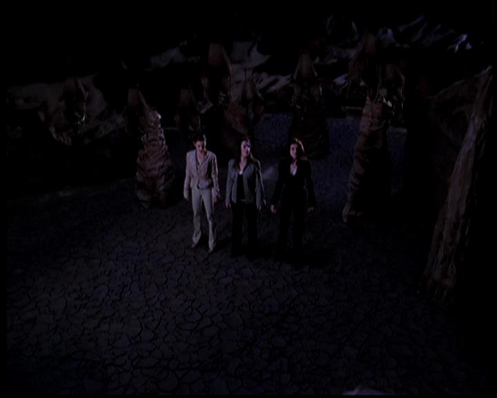 Charmed-Online-dot-722SomethingWiccaThisWayGoes1121.jpg