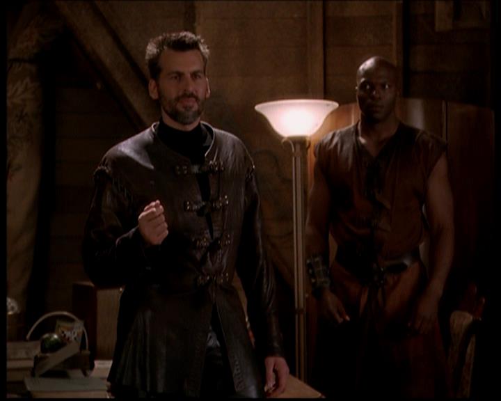 Charmed-Online-dot-722SomethingWiccaThisWayGoes1212.jpg