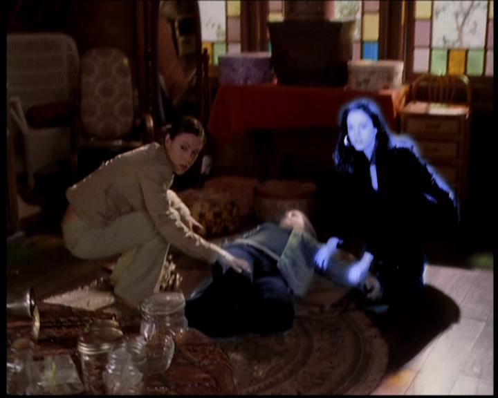 Charmed-Online-dot-722SomethingWiccaThisWayGoes1220.jpg