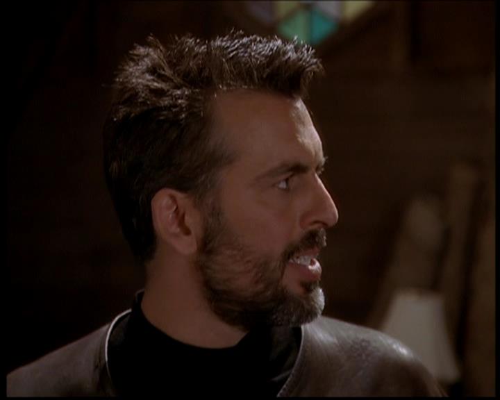 Charmed-Online-dot-722SomethingWiccaThisWayGoes1229.jpg