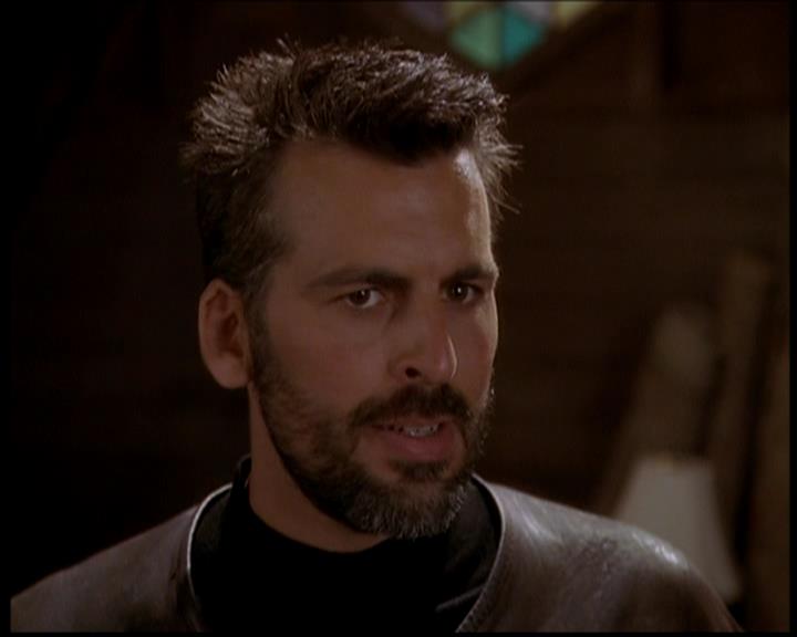 Charmed-Online-dot-722SomethingWiccaThisWayGoes1230.jpg