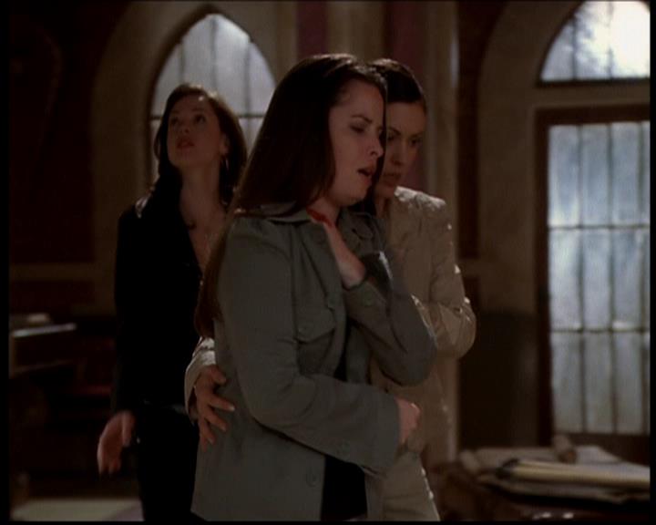 Charmed-Online-dot-722SomethingWiccaThisWayGoes1236.jpg