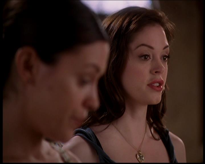 Charmed-Online-dot-722SomethingWiccaThisWayGoes1300.jpg
