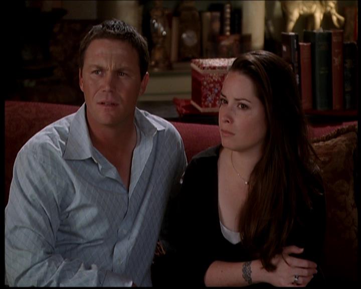 Charmed-Online-dot-722SomethingWiccaThisWayGoes1311.jpg