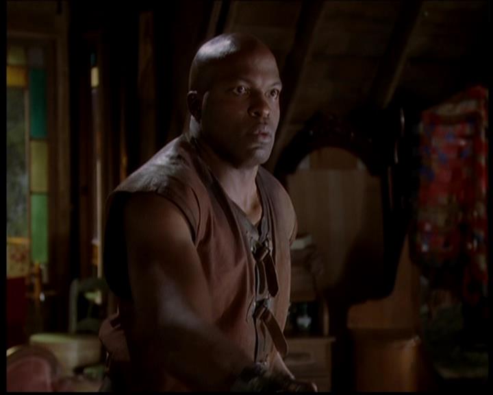 Charmed-Online-dot-722SomethingWiccaThisWayGoes1372.jpg