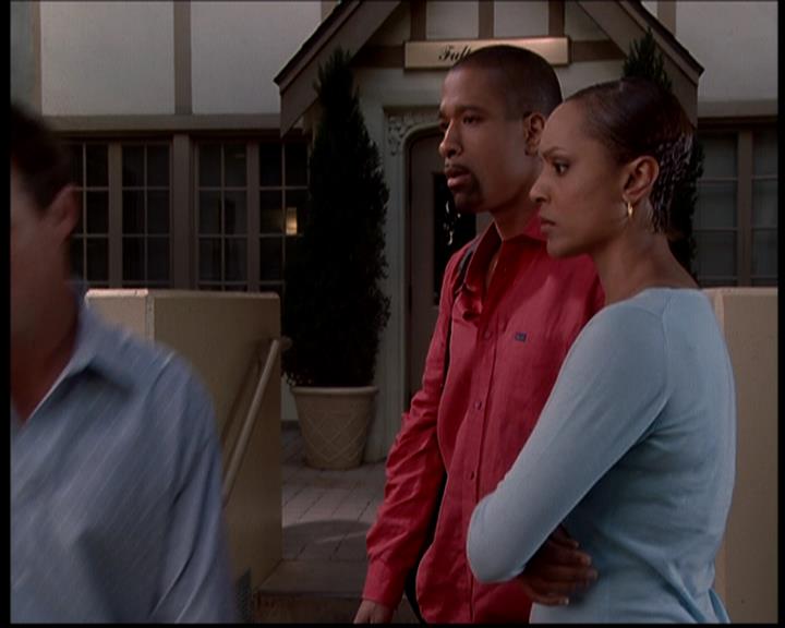 Charmed-Online-dot-722SomethingWiccaThisWayGoes1461.jpg