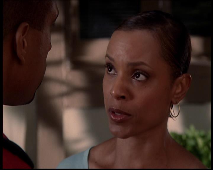 Charmed-Online-dot-722SomethingWiccaThisWayGoes1489.jpg