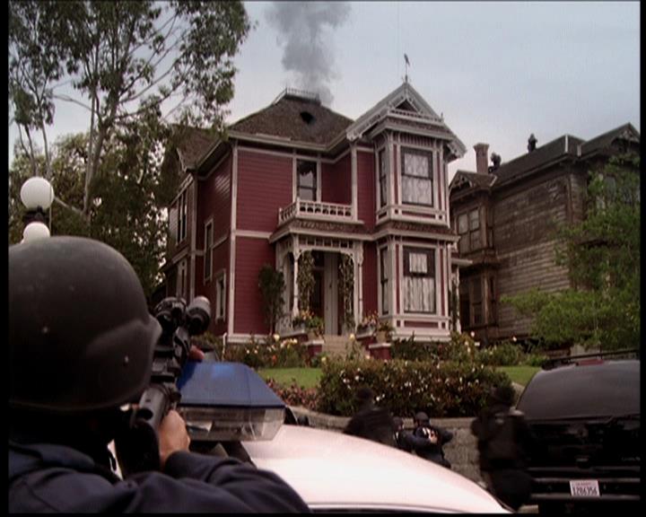 Charmed-Online-dot-722SomethingWiccaThisWayGoes1939.jpg