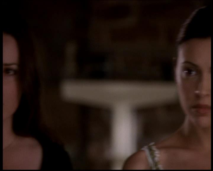 Charmed-Online-dot-722SomethingWiccaThisWayGoes1980.jpg
