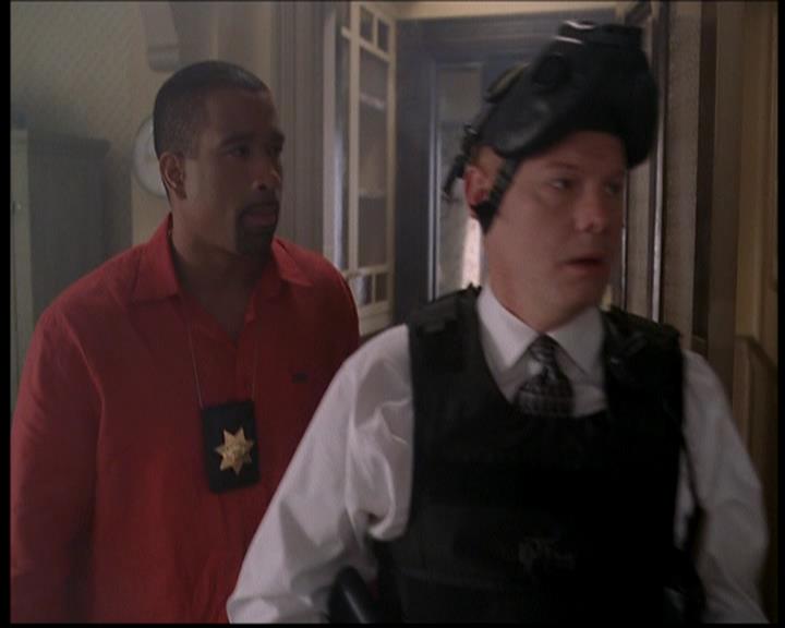 Charmed-Online-dot-722SomethingWiccaThisWayGoes2070.jpg