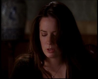 Charmed-Online-dot-722SomethingWiccaThisWayGoes0601.jpg