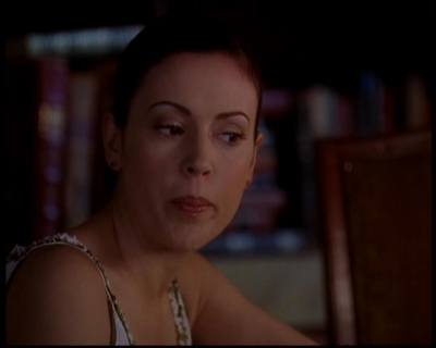 Charmed-Online-dot-722SomethingWiccaThisWayGoes0608.jpg