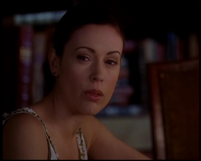 Charmed-Online-dot-722SomethingWiccaThisWayGoes0612.jpg