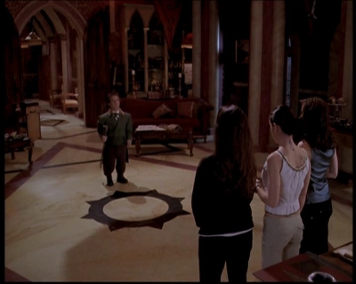 Charmed-Online-dot-722SomethingWiccaThisWayGoes0774.jpg