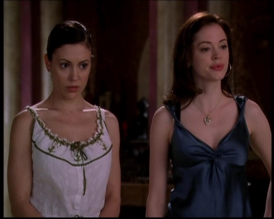 Charmed-Online-dot-722SomethingWiccaThisWayGoes1277.jpg