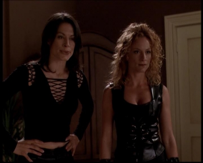 Charmed-Online-dot-722SomethingWiccaThisWayGoes1508.jpg