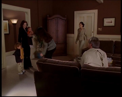 Charmed-Online-dot-722SomethingWiccaThisWayGoes1540.jpg