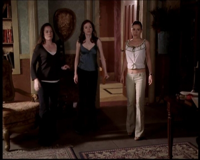 Charmed-Online-dot-722SomethingWiccaThisWayGoes1764.jpg