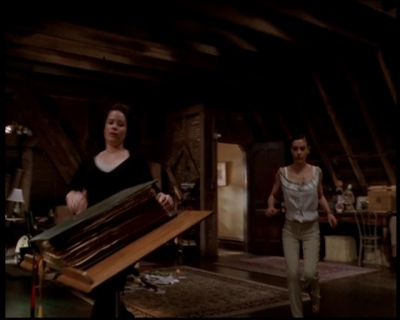 Charmed-Online-dot-722SomethingWiccaThisWayGoes1844.jpg