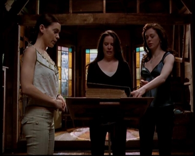 Charmed-Online-dot-722SomethingWiccaThisWayGoes1861.jpg