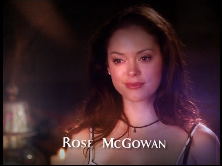 charmed-online_dot_net_OpeningCreditsS7-00025.png