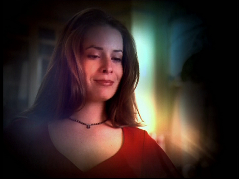 charmed-online_dot_net_OpeningCreditsS7-00034.png