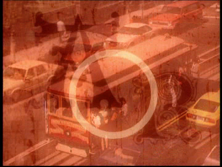 charmed-online_dot_net_OpeningCreditsS7-00053.png