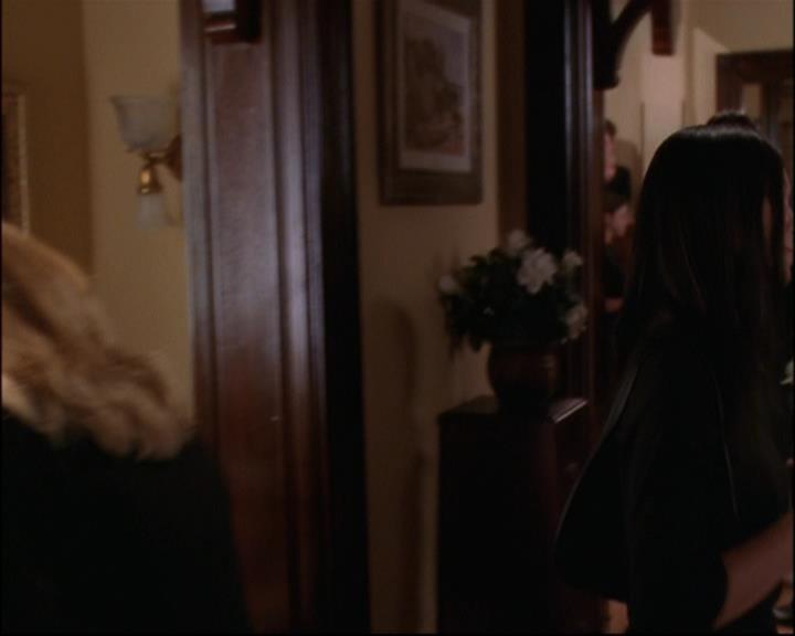 Charmed-Online_dot_net-8x01StillCharmedAndKicking0012.jpg