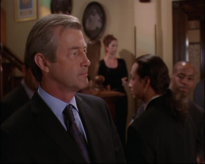 Charmed-Online_dot_net-8x01StillCharmedAndKicking0019.jpg