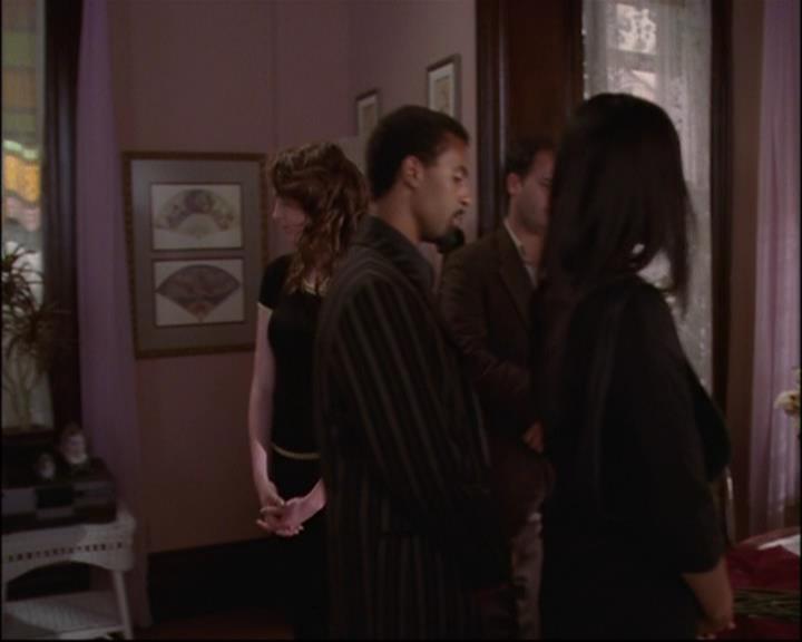 Charmed-Online_dot_net-8x01StillCharmedAndKicking0025.jpg