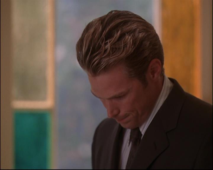 Charmed-Online_dot_net-8x01StillCharmedAndKicking0282.jpg Charmed-Online_dot_net-8x01StillCharmedAndKicking0282.jpg