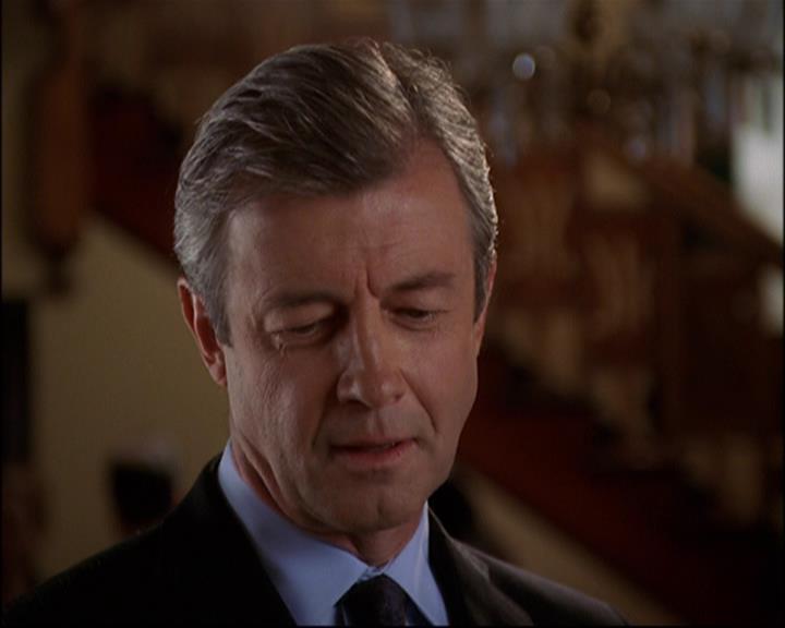 Charmed-Online_dot_net-8x01StillCharmedAndKicking0371.jpg