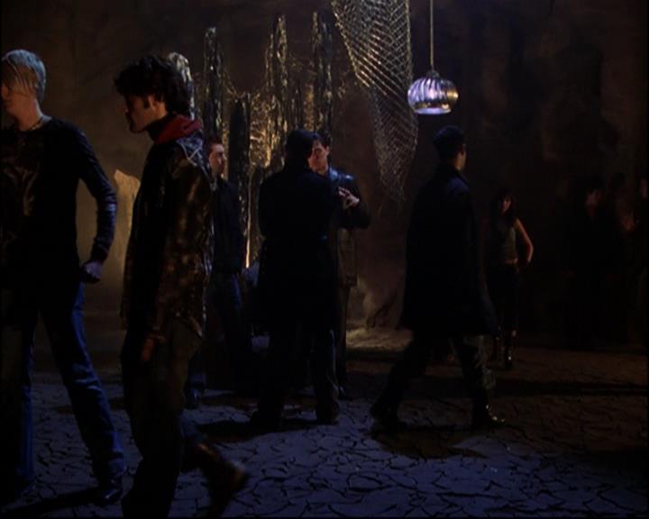 Charmed-Online_dot_net-8x01StillCharmedAndKicking0392.jpg Charmed-Online_dot_net-8x01StillCharmedAndKicking0392.jpg