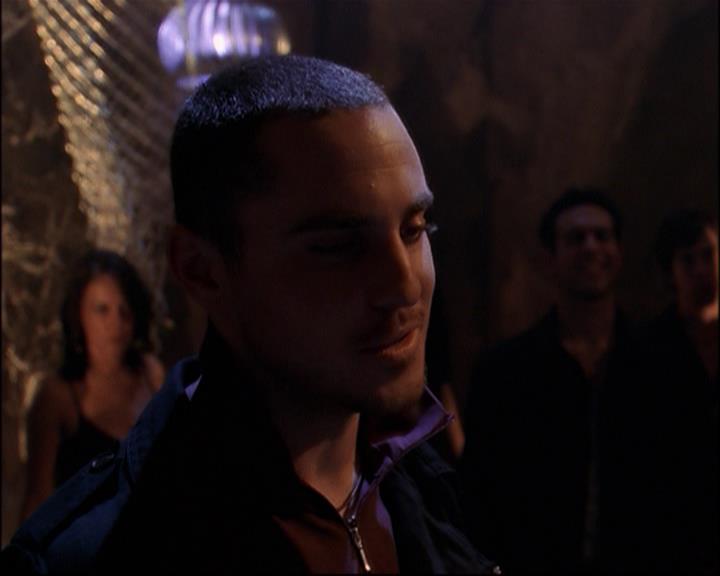 Charmed-Online_dot_net-8x01StillCharmedAndKicking0440.jpg