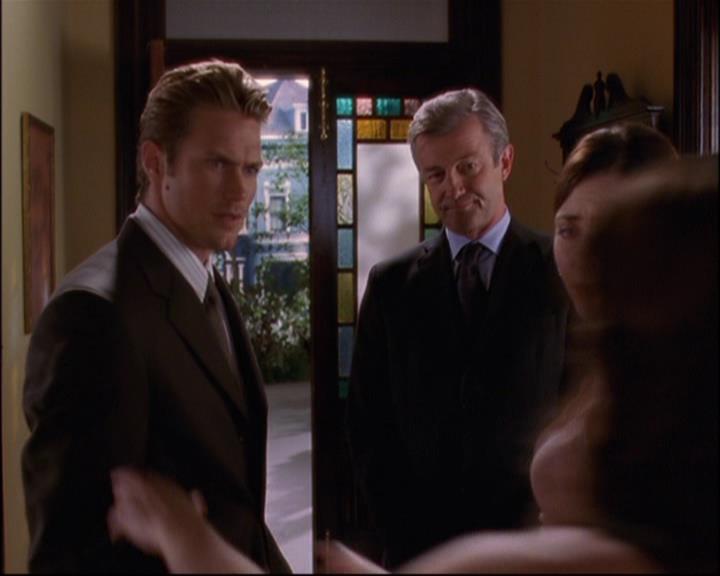 Charmed-Online_dot_net-8x01StillCharmedAndKicking0565.jpg