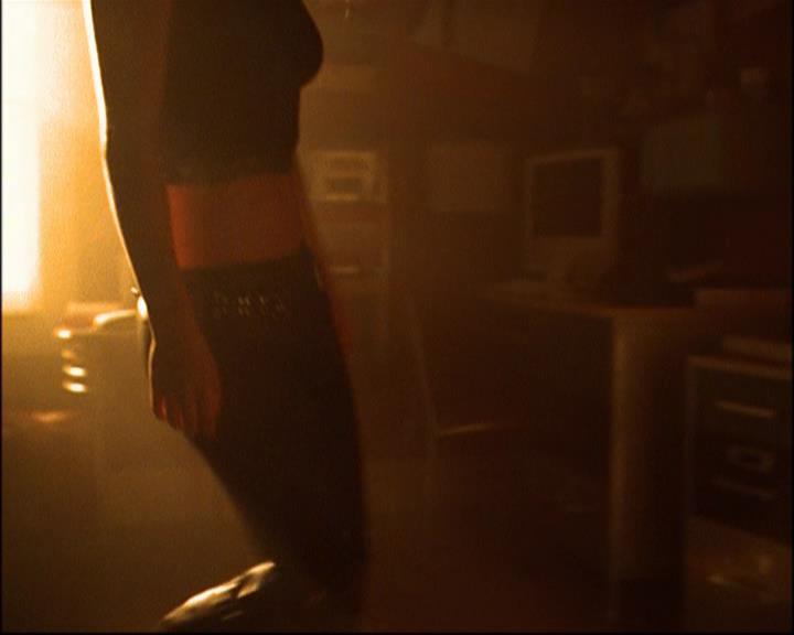 Charmed-Online_dot_net-8x01StillCharmedAndKicking0705.jpg