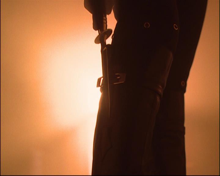 Charmed-Online_dot_net-8x01StillCharmedAndKicking0713.jpg